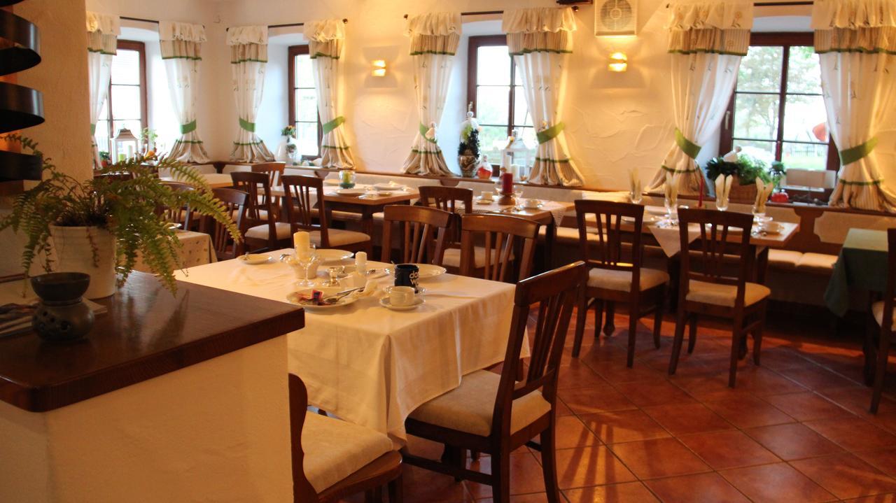 Riedering Hotel Alpenblick מראה חיצוני תמונה